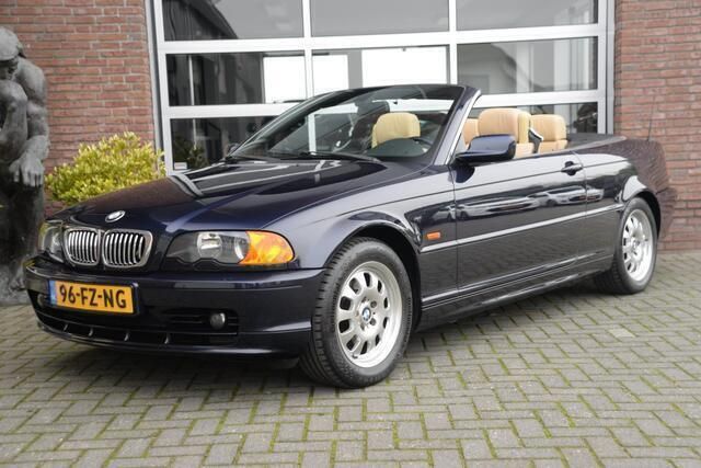 Blauw Gebruikt 2000 BMW 323 Cabriolet Executive Cabriolet | € 8.950 - Afbeelding 1/4