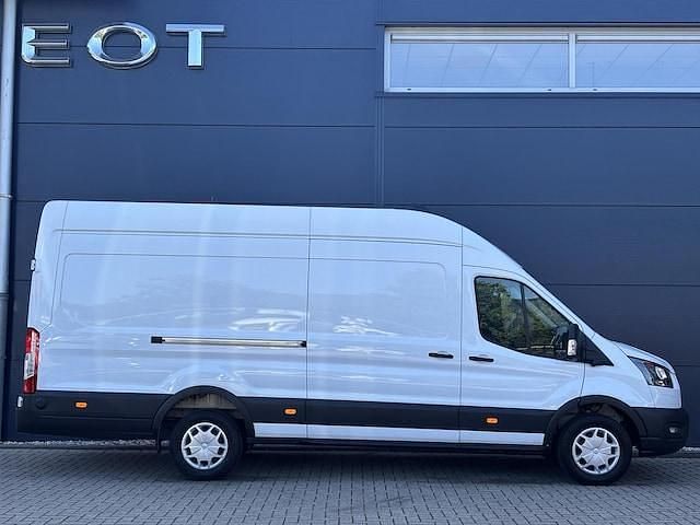 Occasion Ford Transit Trend 105 PK (77 kW) 2024 Wit Hatchback