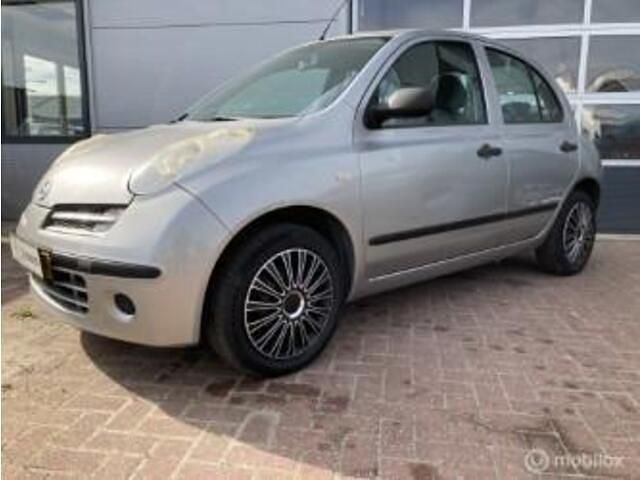 Grijs Occasion 2006 Nissan Micra Visia Hatchback | € 1.750 (Eerlijke prijs) - Afbeelding 1/4