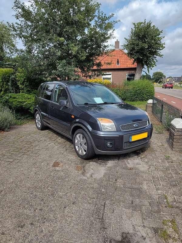 Gebruikt 2009 Ford Fusion Hatchback | € 3.500 (Eerlijke prijs) - Afbeelding 1/4