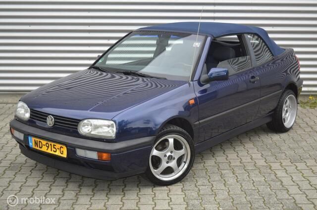 Blauw Gebruikt 1994 VW Golf III Cabriolet | € 1.495 - Afbeelding 1/4