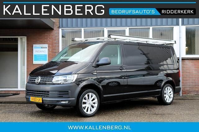 Zwart Gebruikt 2018 VW T6 Trendline Van | € 16.750 (Goede deal) - Afbeelding 1/4