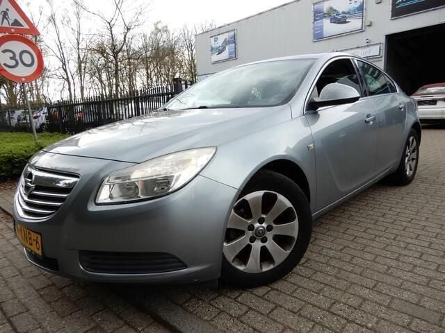 Occasion Opel Insignia Edition 140 PK (102 kW) 2010 Grijs Sedan