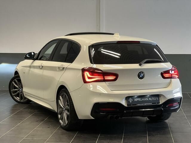 Occasion BMW 120 Executive 184 PK (135 kW) 2017 Wit Hatchback