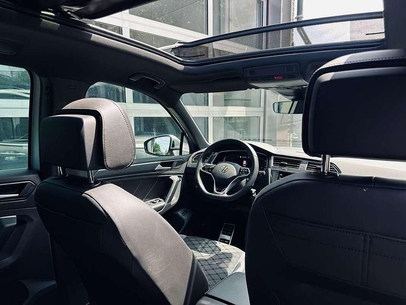 Occasion VW Tiguan Business+ 245 PK (180 kW) 2022 Grijs (metallic) SUV