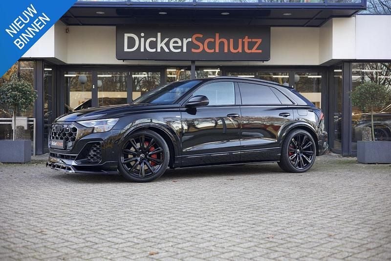 Zwart Nieuw 2025 Audi Q8 Competition SUV | € 114.950 (Super prijs) - Afbeelding 1/4