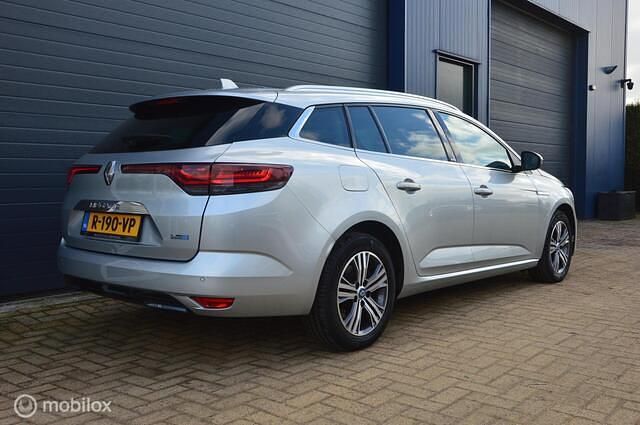 Occasion Renault Mégane GrandTour 91 PK (66 kW) 2021 Grijs Stationwagen