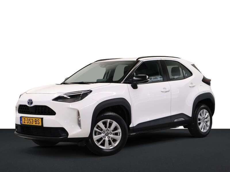 Wit Gebruikt 2024 Toyota Yaris Cross Active SUV | € 28.950 (Eerlijke prijs) - Afbeelding 1/4