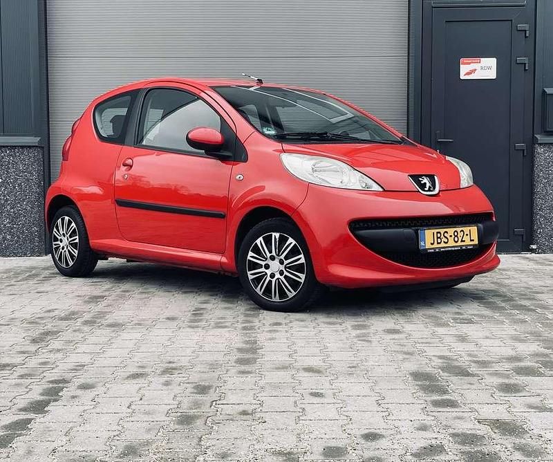Occasion Peugeot 107 68 PK (50 kW) 2007 Rood Hatchback