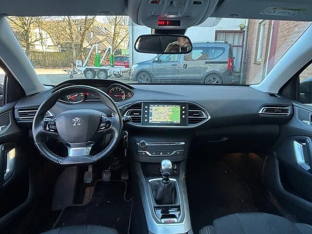 Occasion Peugeot 308 Allure 125 PK (91 kW) 2014 Grijs (metallic) Hatchback