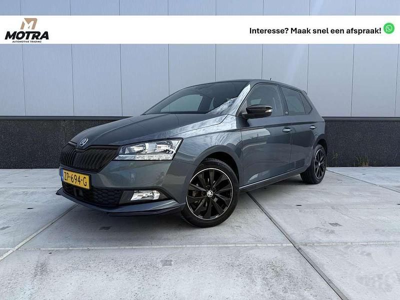 Grijs, metallic lak Gebruikt 2019 Skoda Fabia Monte Carlo Hatchback | € 15.545 (Eerlijke prijs) - Afbeelding 1/4