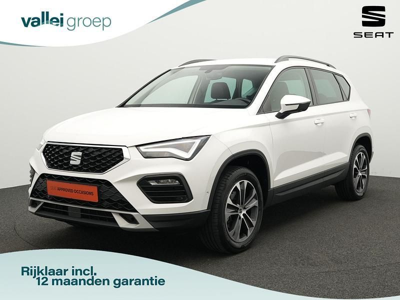 Wit Gebruikt 2024 Seat Ateca Business SUV | € 31.900 (Eerlijke prijs) - Afbeelding 1/4