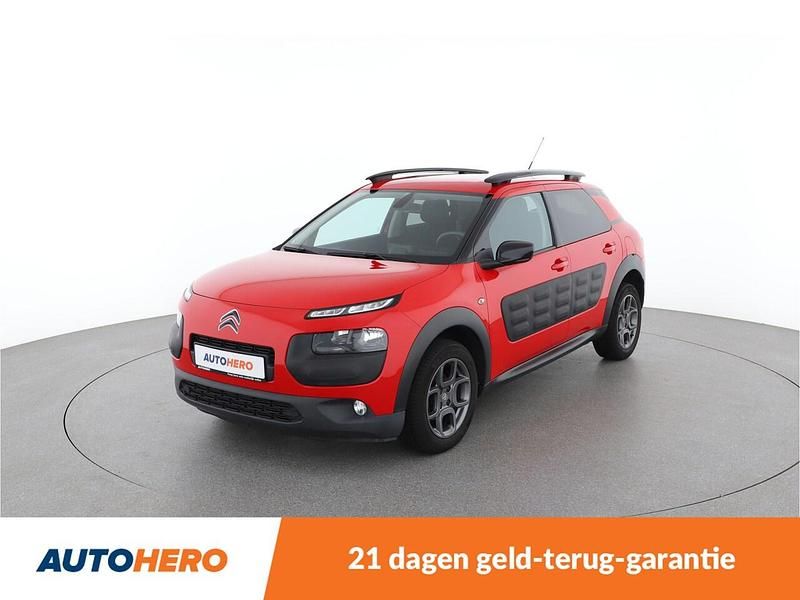 Rood Gebruikt 2016 Citroën C4 PureTech SUV | € 8.149 (Goede deal) - Afbeelding 1/4