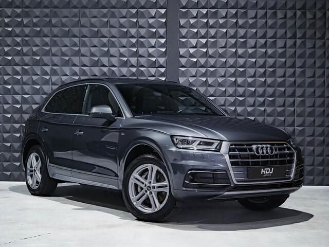 Grijs Gebruikt 2020 Audi Q5 Comfort SUV | € 37.900 (Goede deal) - Afbeelding 1/4