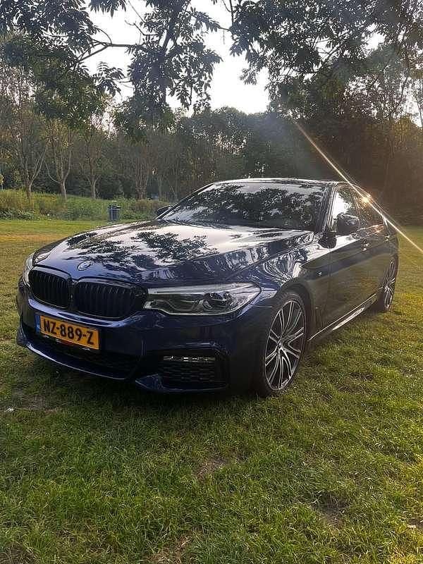 Blauw Gebruikt 2017 BMW 530 Executive Sedan | € 28.995 (Iets duurder) - Afbeelding 1/4