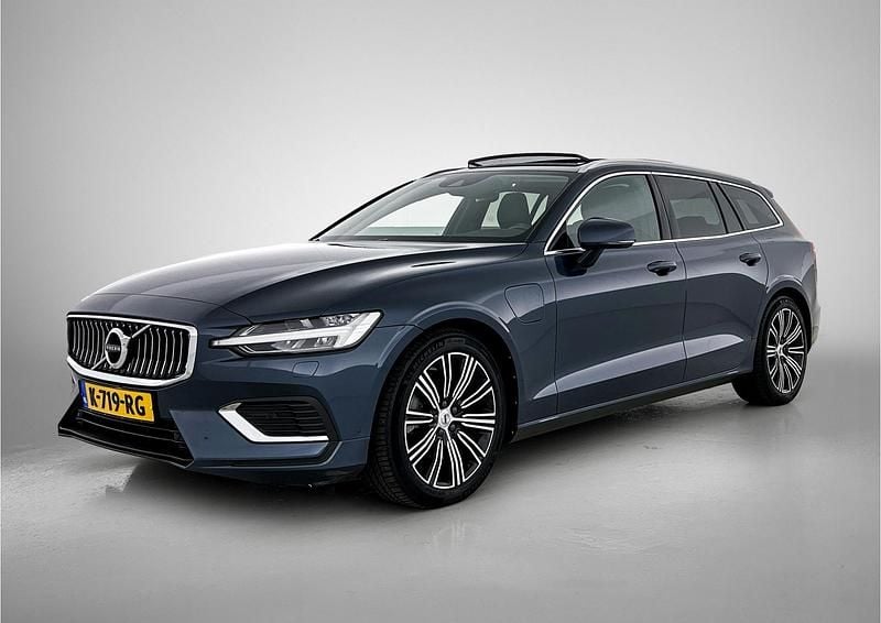 Blauw Gebruikt 2021 Volvo V60 Inscription Stationwagen | € 34.445 (Goede deal) - Afbeelding 1/4