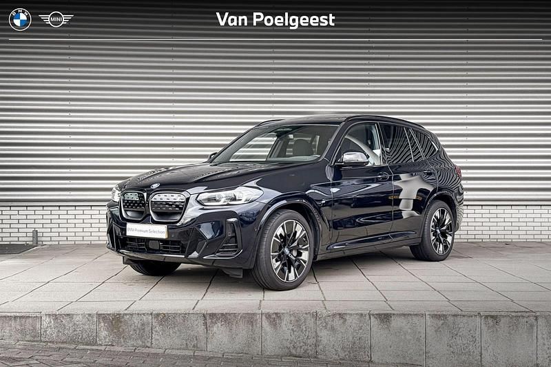 M carbonschwarz Gebruikt 2025 BMW iX3 Executive SUV | € 59.900 (Super prijs) - Afbeelding 1/4