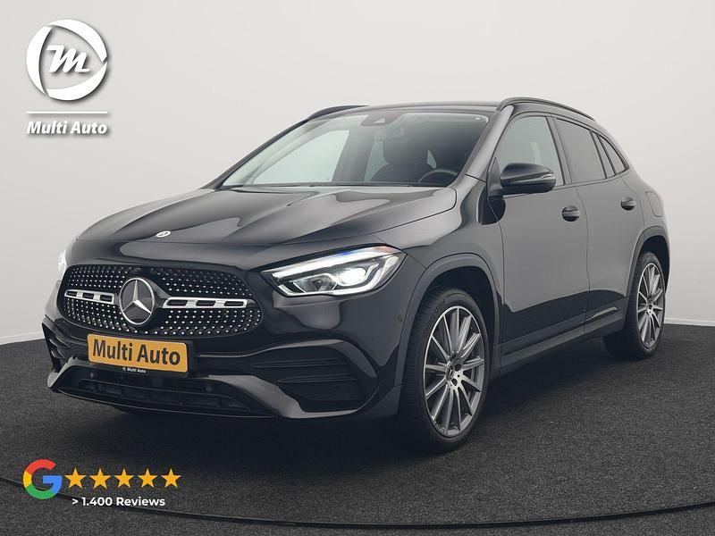Zwart Gebruikt 2021 Mercedes GLA250 AMG line SUV | € 36.440 (Eerlijke prijs) - Afbeelding 1/3