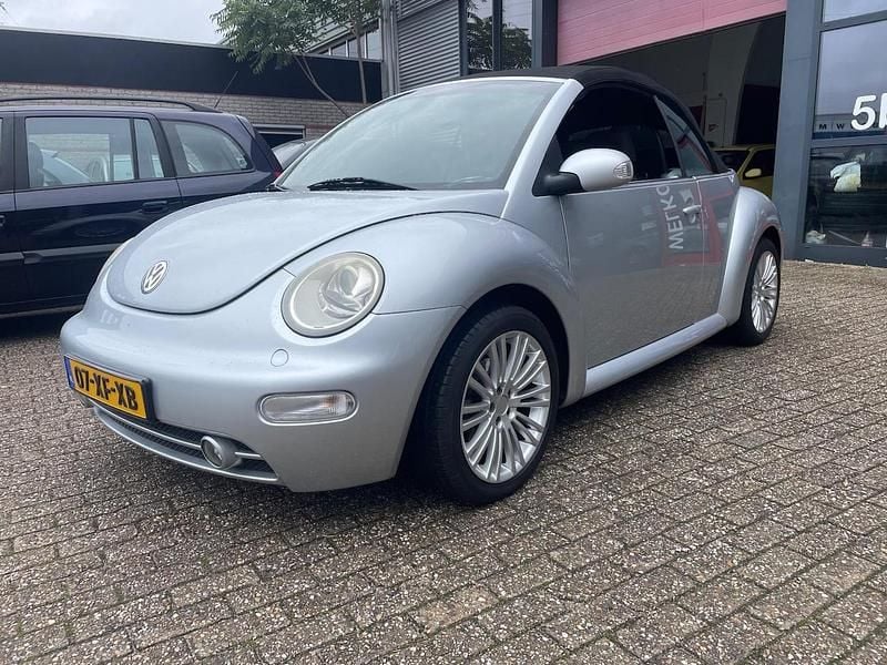 Occasion VW New Beetle Cabriolet Highline 102 PK (75 kW) 2004 Grijs (metallic) Cabriolet