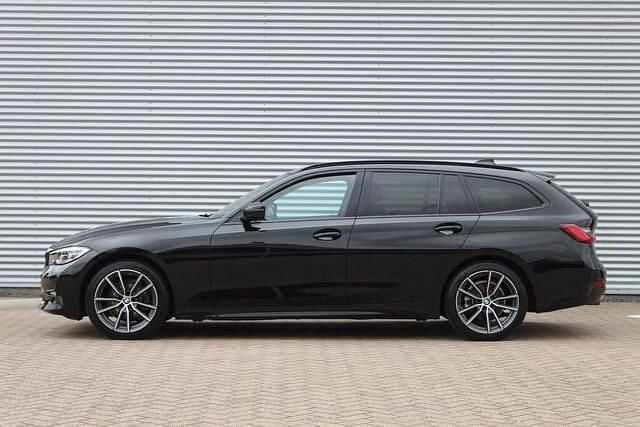 Occasion BMW 320 Sport Line 184 PK (135 kW) 2020 Zwart Stationwagen