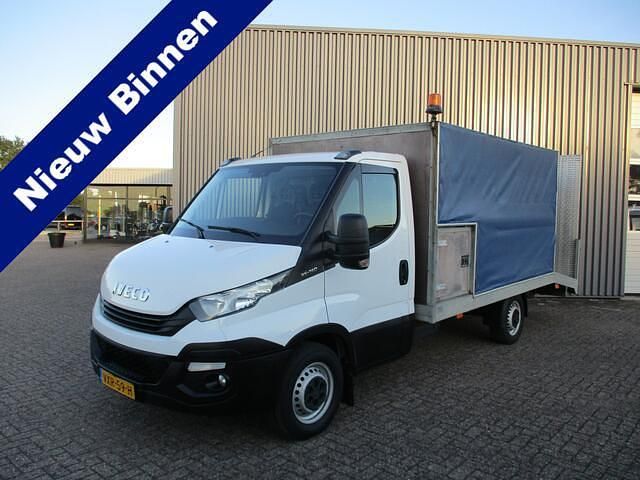 Wit Gebruikt 2017 Iveco Daily Van | € 21.750 - Afbeelding 1/4