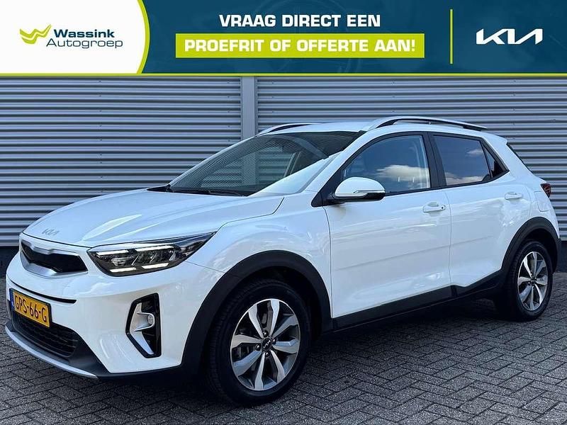 Wit Gebruikt 2024 Kia Stonic SUV | € 23.900 (Iets duurder) - Afbeelding 1/4
