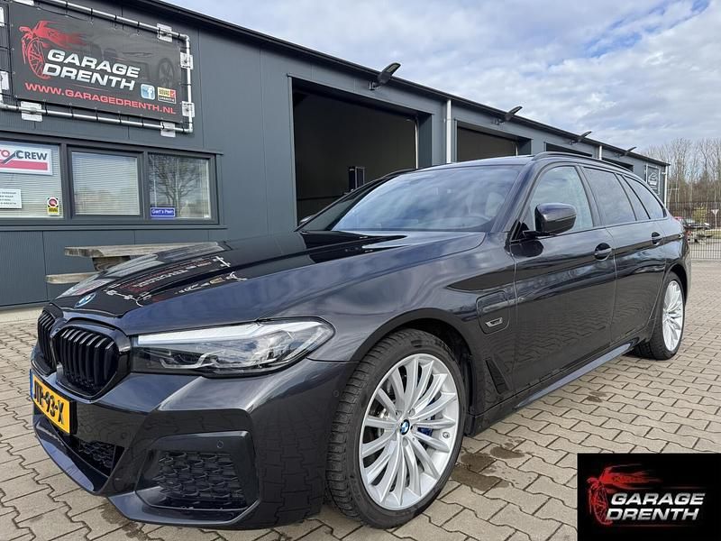 Occasion BMW 530 293 PK (215 kW) 2022 Grijs Stationwagen
