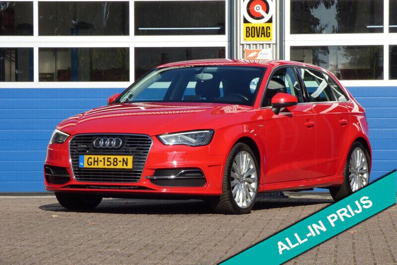 Rood Gebruikt 2015 Audi A3 Sportback e-tron Ambition Sedan | € 15.849 (Iets duurder) - Afbeelding 1/4