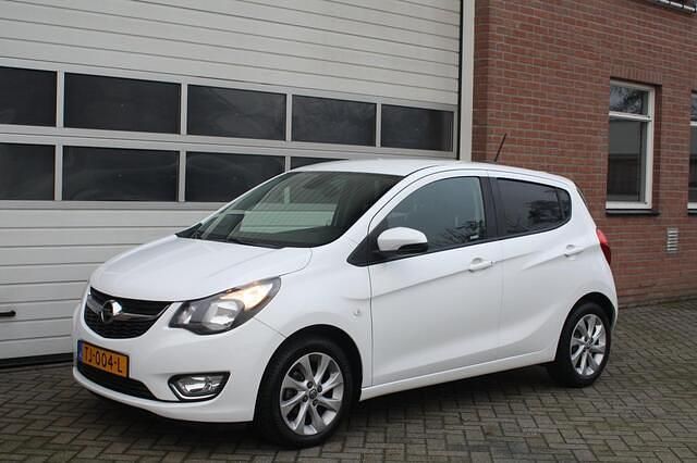 Occasion Opel Karl Innovation 75 PK (55 kW) 2018 Wit Hatchback