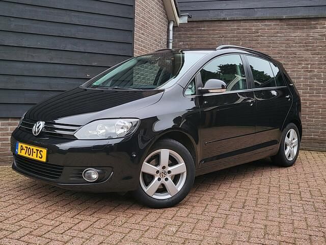 Zwart (metallic) Occasion 2011 VW Golf Plus Cross Trendline MPV | € 4.999 (Goede deal) - Afbeelding 1/4