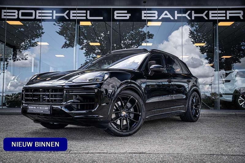 Zwart Gebruikt 2024 Porsche Cayenne Sport SUV | € 112.950 (Duur) - Afbeelding 1/4