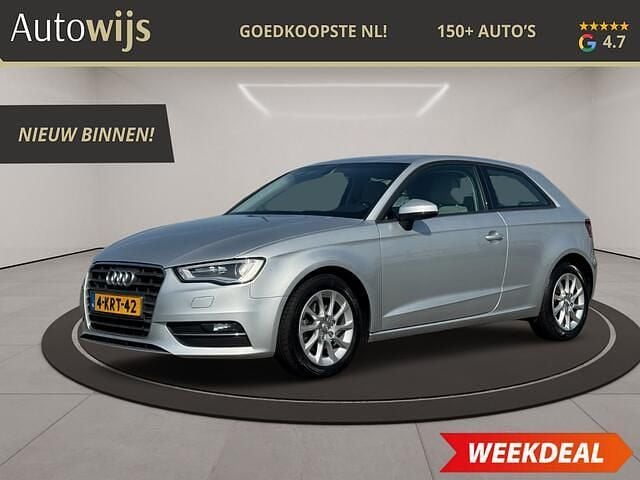 Grijs Occasion 2013 Audi A3 Attraction Hatchback | € 8.395 (Goede deal) - Afbeelding 1/4