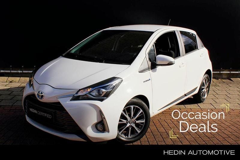 Wit Occasion 2020 Toyota Yaris Hybrid Edition Hatchback | € 17.945 (Goede deal) - Afbeelding 1/4
