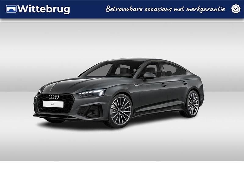 Grijs Occasion 2024 Audi A5 Sportback Competition Hatchback | € 42.950 (Iets duurder) - Afbeelding 1/2