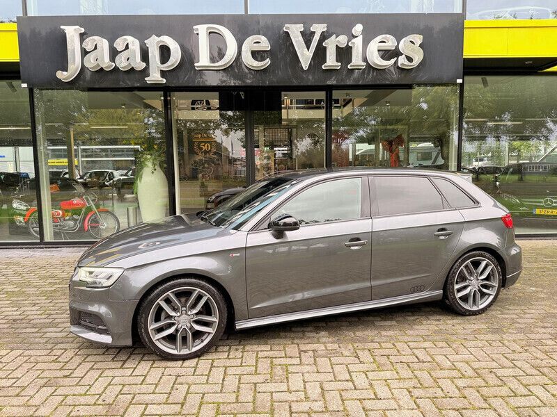 Occasion Audi A3 Sportback S-Line 150 PK (110 kW) 2019 Grijs Hatchback