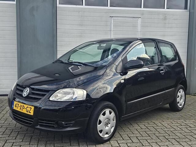 Zwart Gebruikt 2007 VW Fox Trendline Hatchback | € 1.350 (Goede deal) - Afbeelding 1/4