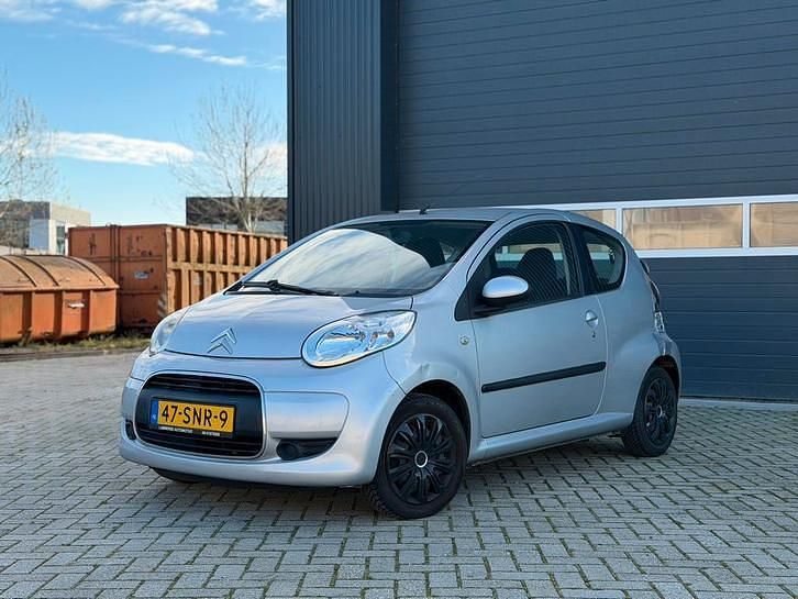 Grijs Gebruikt 2011 Citroën C1 Hatchback | € 2.450 (Goede deal) - Afbeelding 1/4