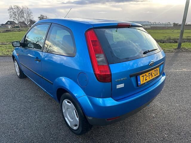Occasion Ford Fiesta Style 69 PK (50 kW) 2004 Blauw (metallic) Hatchback