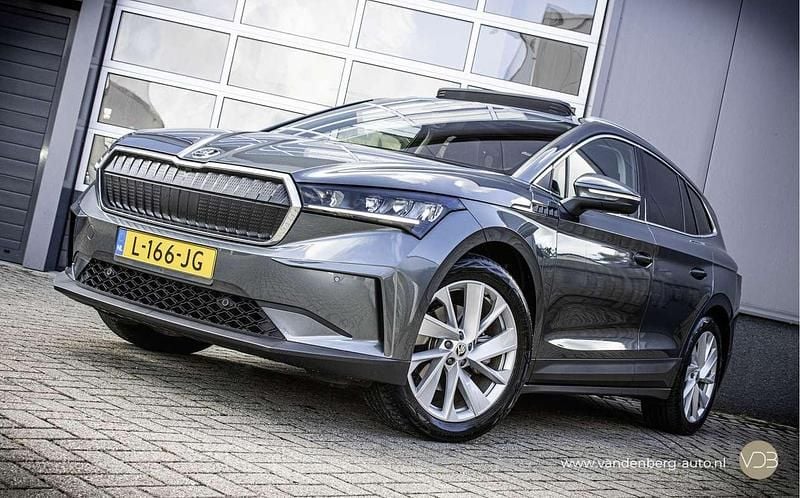 Grijs Gebruikt 2021 Skoda Enyaq iV SUV | € 21.640 (Eerlijke prijs) - Afbeelding 1/4