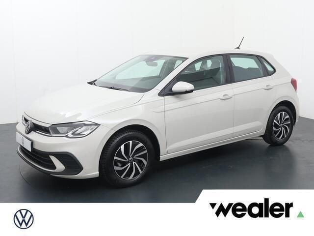 Grijs Gebruikt 2023 VW Polo Life Hatchback | € 22.940 (Iets duurder) - Afbeelding 1/4