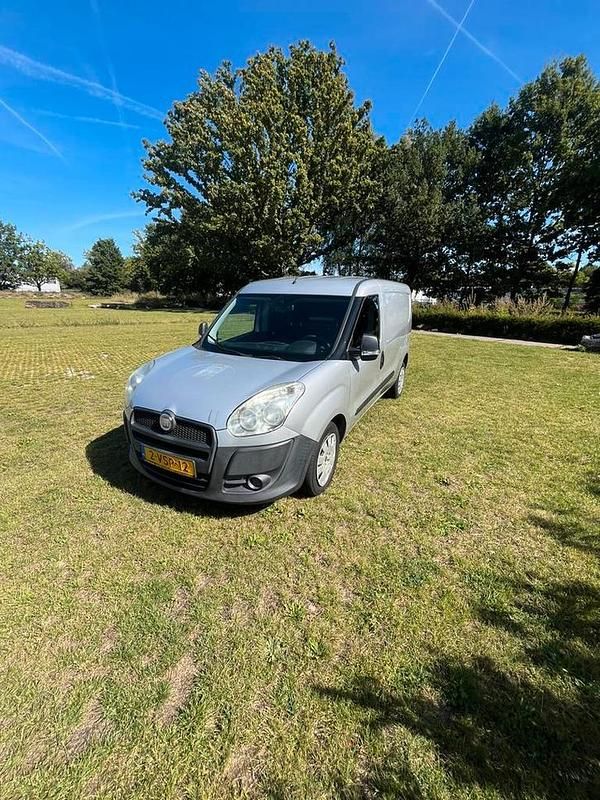 Occasion 2012 Fiat Doblò MPV | € 4.000 (Eerlijke prijs) - Afbeelding 1/4
