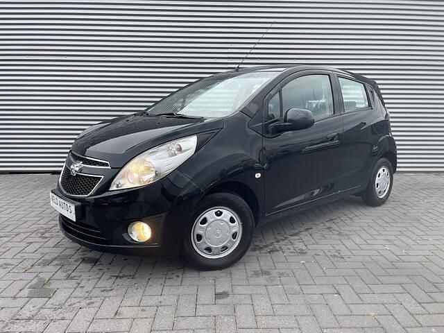Zwart Gebruikt 2012 Chevrolet Spark LT Hatchback | € 3.799 (Eerlijke prijs) - Afbeelding 1/4