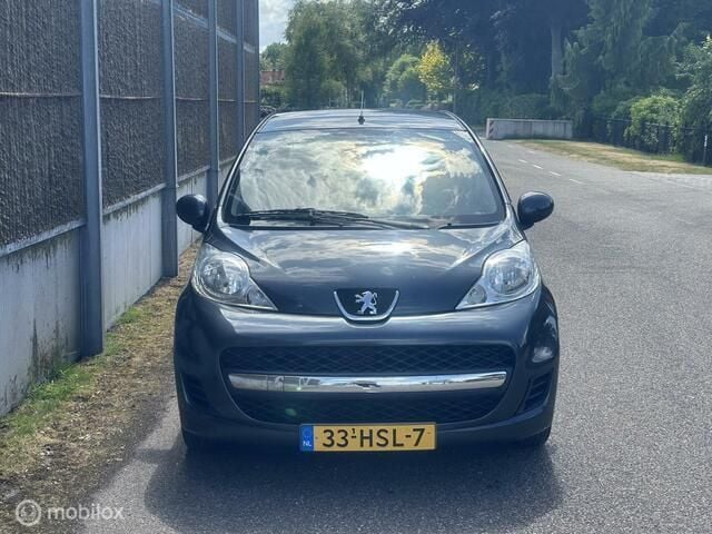 Occasion Peugeot 107 68 PK (50 kW) 2009 Grijs Hatchback