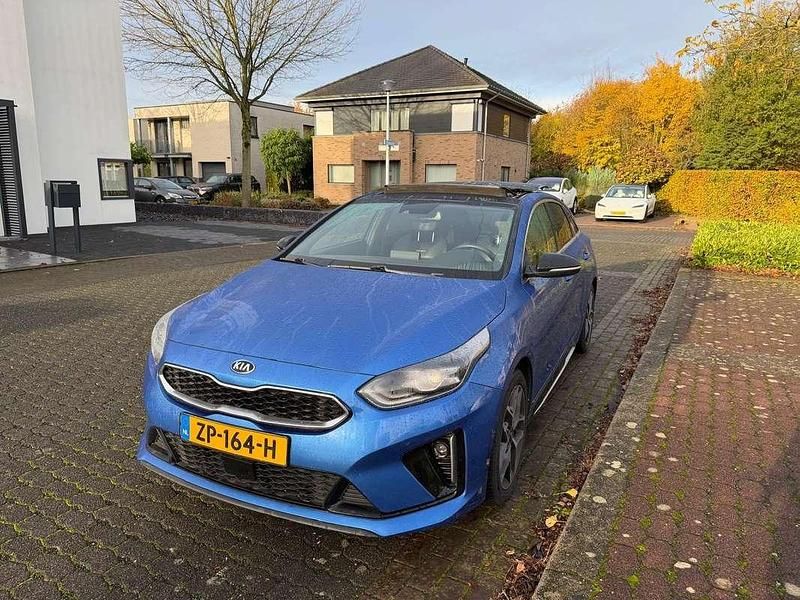 Blauw Gebruikt 2019 Kia ProCeed GT-Line Hatchback | € 14.500 - Afbeelding 1/4