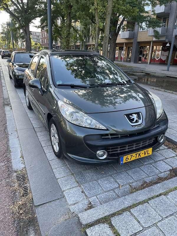 Grijs Gebruikt 2006 Peugeot 207 Hatchback | € 2.100 (Eerlijke prijs) - Afbeelding 1/4