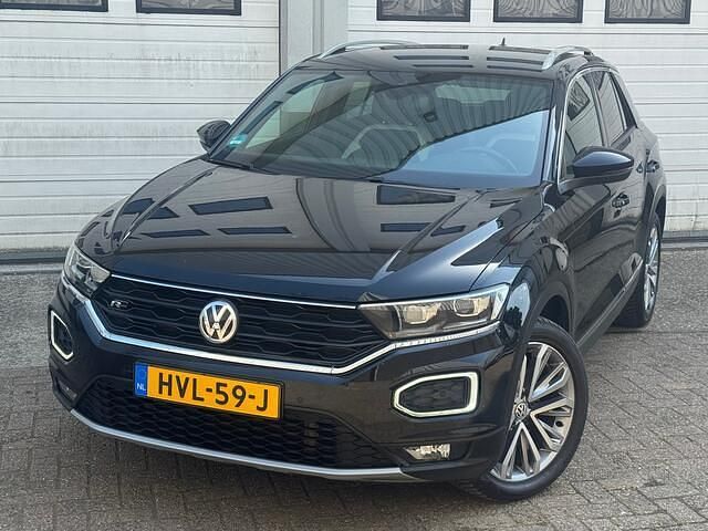 Zwart, metallic lak Gebruikt 2018 VW T-Roc Sport SUV | € 22.500 (Super prijs) - Afbeelding 1/4