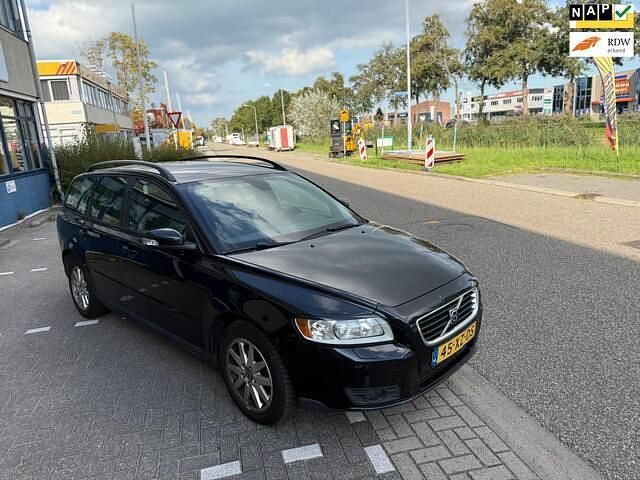 Zwart Occasion 2007 Volvo V50 Stationwagen | € 2.250 (Eerlijke prijs) - Afbeelding 1/4