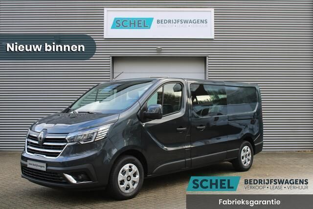 Grijs Occasion 2024 Renault Trafic MPV | € 36.950 - Afbeelding 1/4