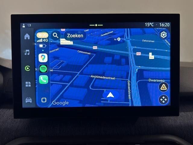 Nieuw Dacia Sandero 101 PK (74 kW) 2026 Grijs Hatchback