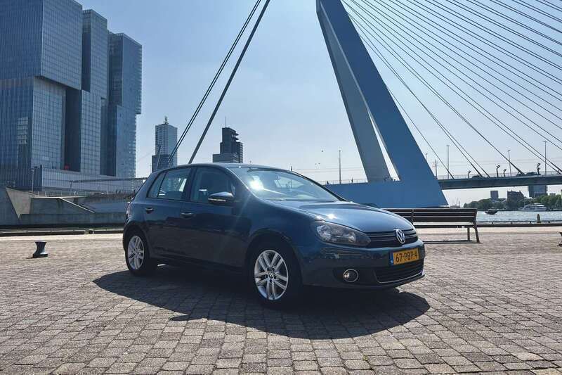 Blauw Gebruikt 2011 VW Golf VI Highline Hatchback | € 6.450 (Eerlijke prijs) - Afbeelding 1/4